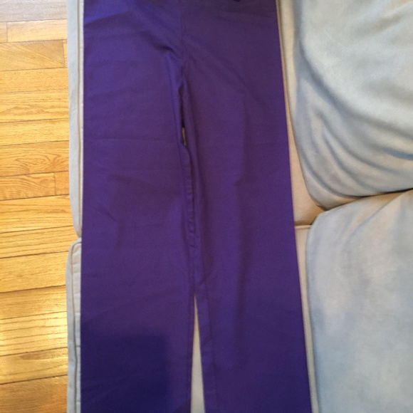 CREST SCRUB PANTS, PURPLE, SIZE XS, STYLE 114, NWT - Picture 1 of 6